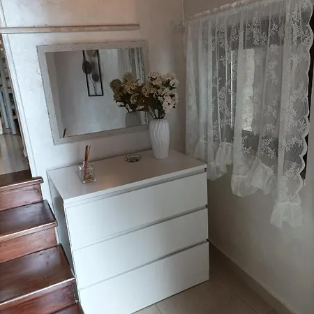 Casetta Dabrian بيت للعطل